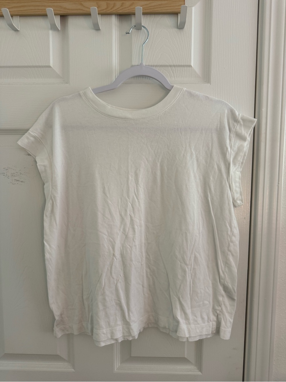 Women’s White Short Sleeve Crewneck Top